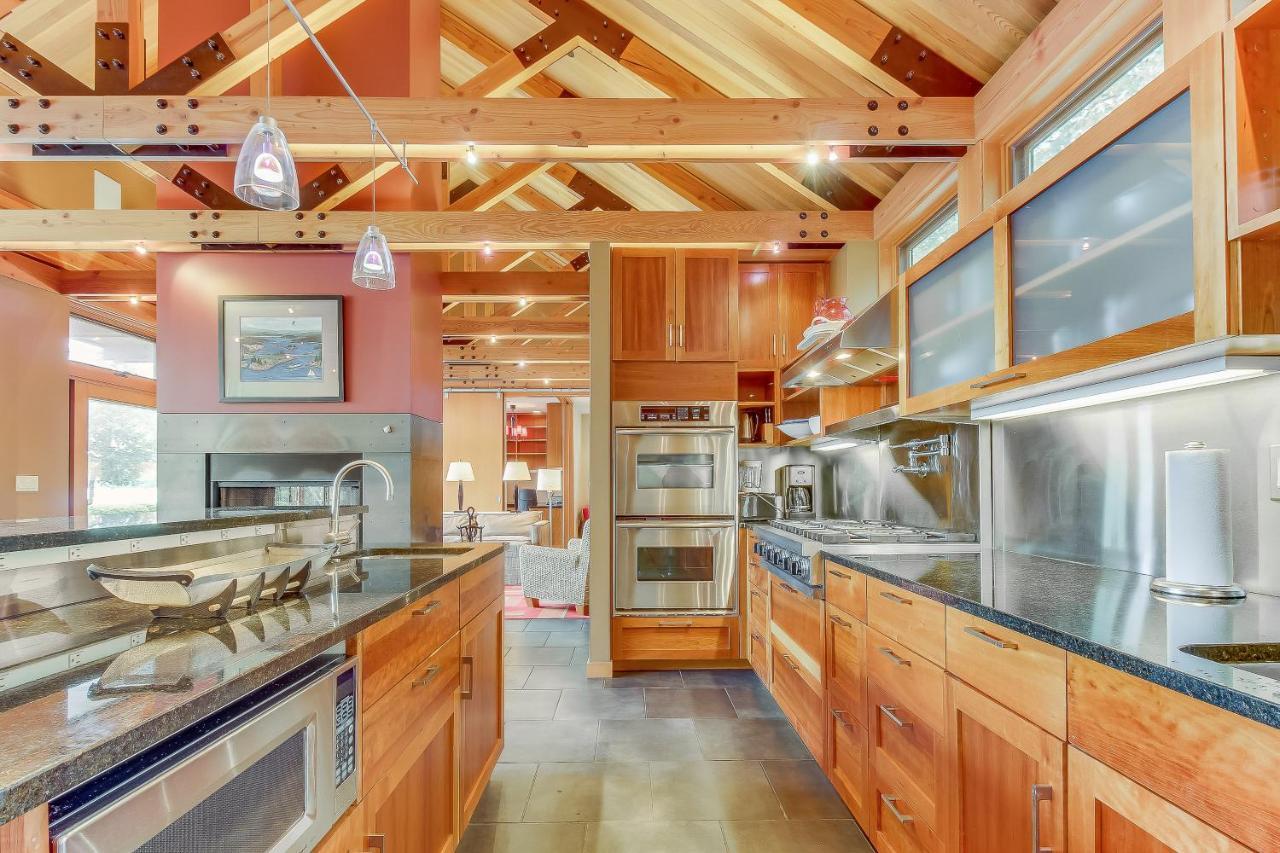 فيلا Fidalgo Island Waterfront Stunner أناكورتس المظهر الخارجي الصورة