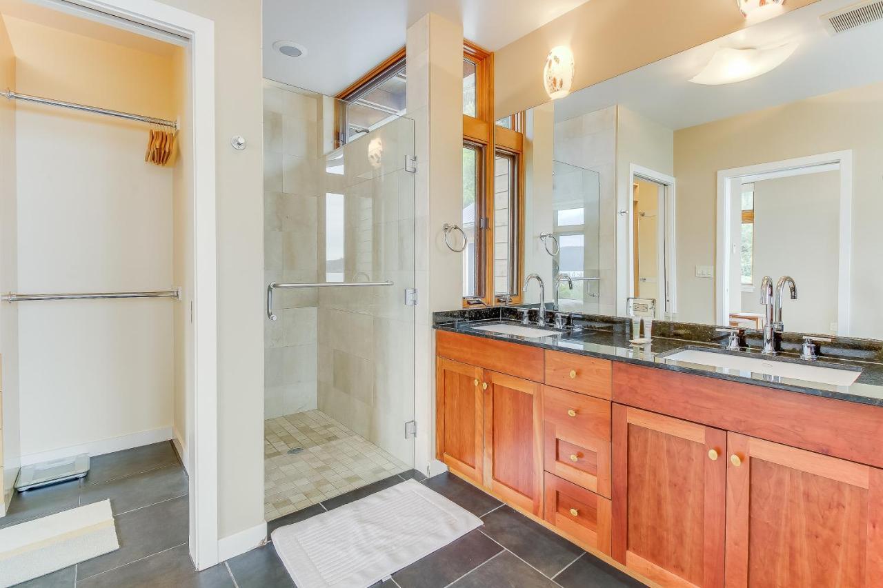 فيلا Fidalgo Island Waterfront Stunner أناكورتس المظهر الخارجي الصورة